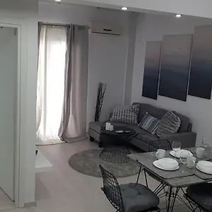 κάντε κράτηση εδώ